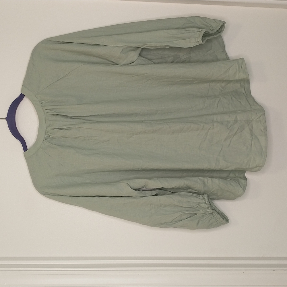 A new day raglan green linen blend long sleeve top - Picture 5 of 5